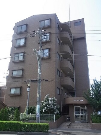 サンプレイス早宮の物件外観写真